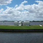 Segelhafen8 *